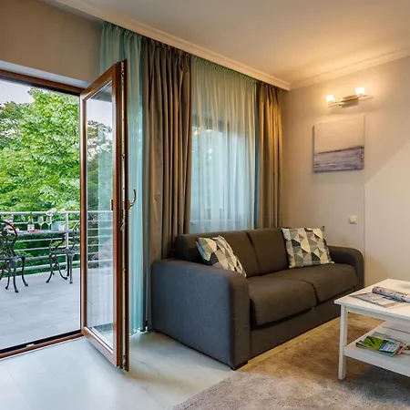 Villa Muzsa Apartment House Casa de hóspedes