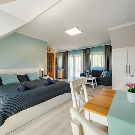 Casa de hóspedes Villa Muzsa Apartment House 4*