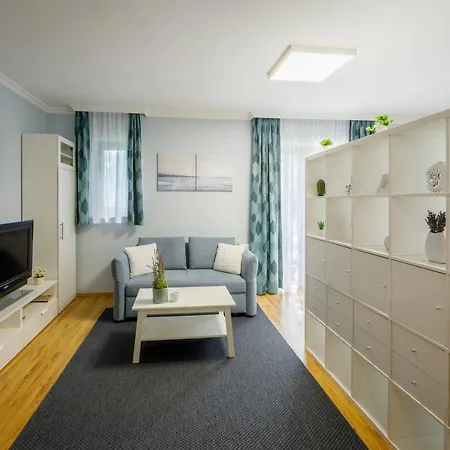 Guest house Muzsa Deluxe Balatonfured