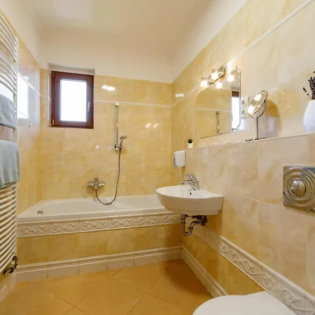 Casa de hóspedes Villa Muzsa Apartment House Balatonfüred