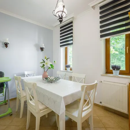 Villa Muzsa Apartment House Casa de hóspedes 4*