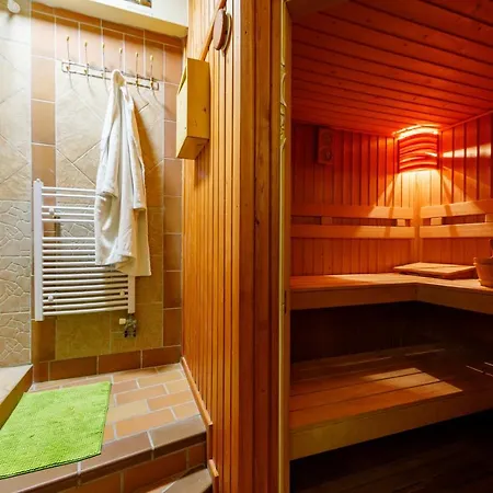 Villa Muzsa Apartment House Casa de hóspedes